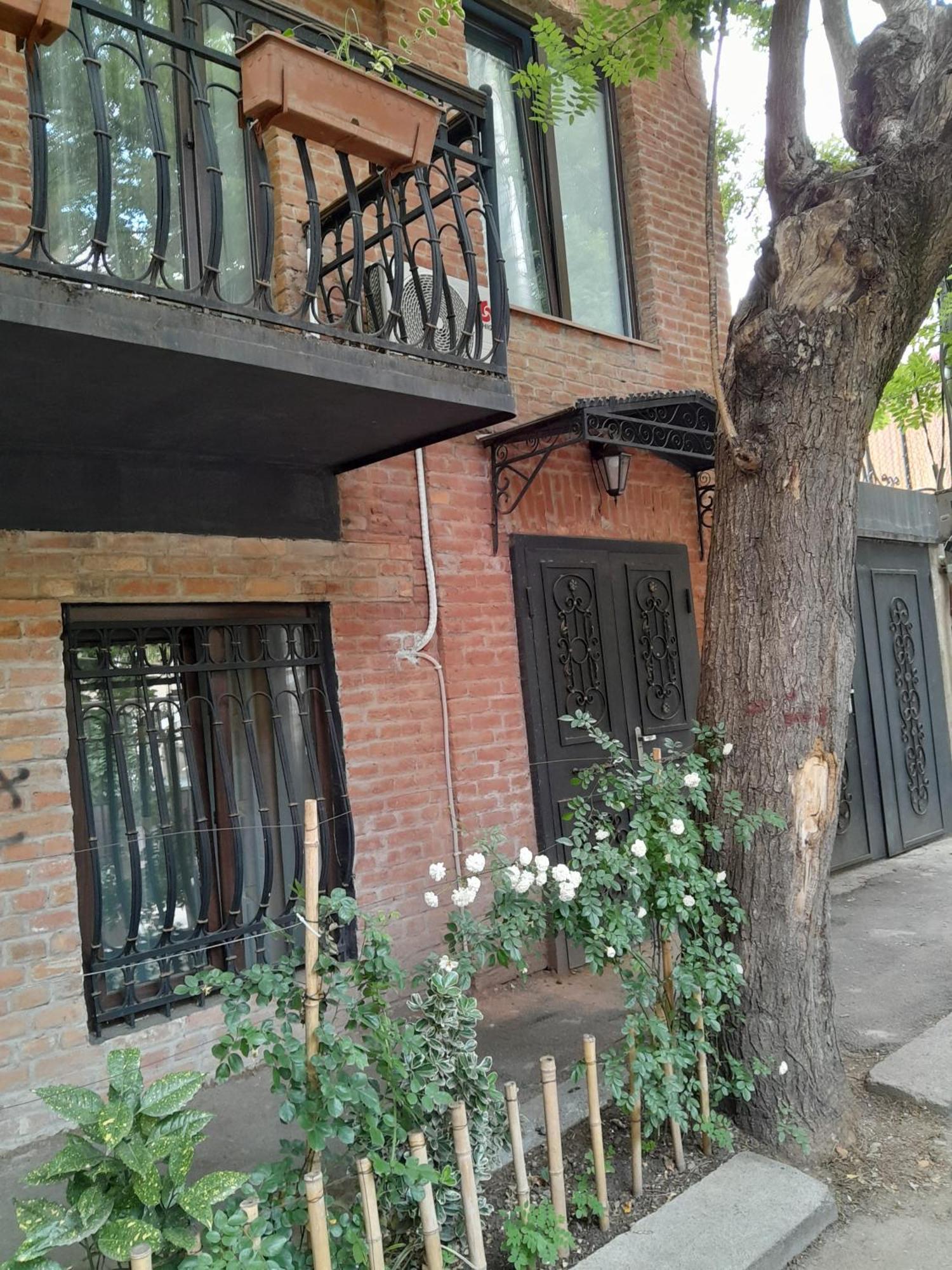 Sunflower Hotel Tiflis Exterior foto